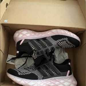 Adidas Ultra Boost DNA Web J